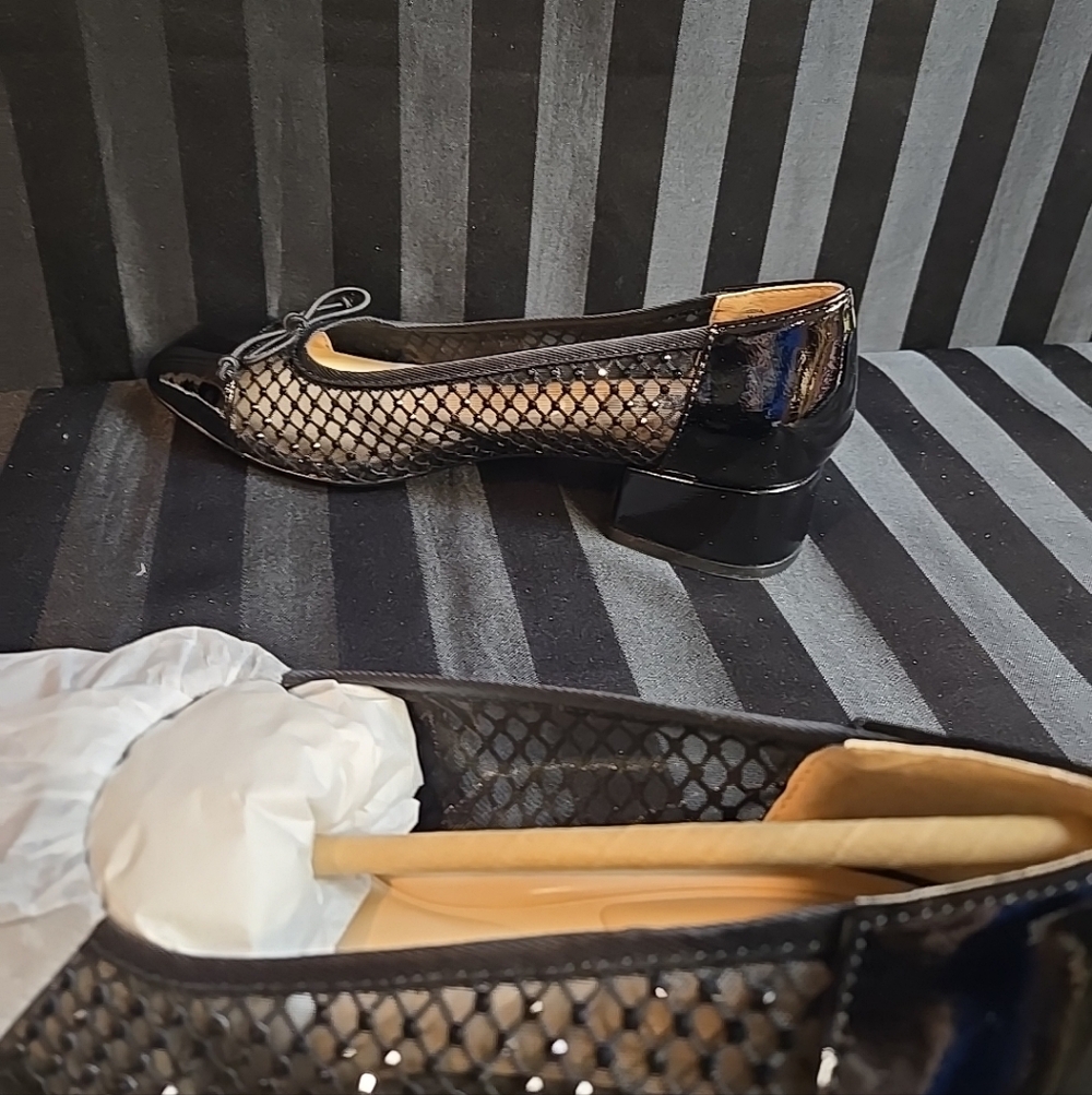 New Damaged Box Style Charles David Women's US 6.5 Zena Square Cap Toe Low Heel - Picture 9 of 14